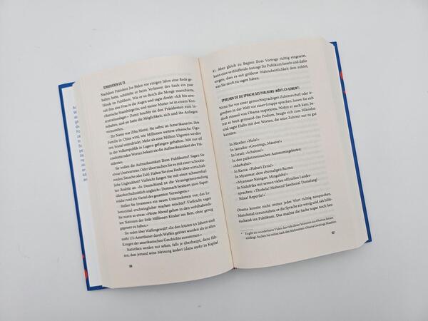 Außenansicht des Buches „Say It Well“