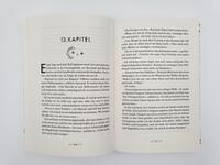 Innenansicht des Buches „Sister of the Moon“