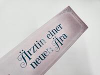 Innenansicht des Buches „Ärztin einer neuen Ära “