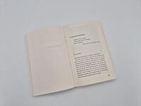 Außenansicht des Buches „Die Unbekannte “