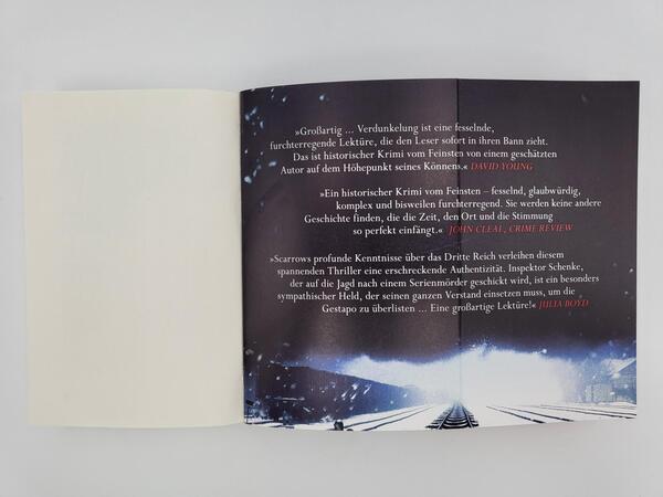 Innenansicht des Buches „Verdunkelung“