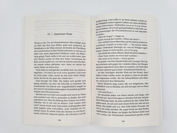Innenansicht des Buches „Schwester“