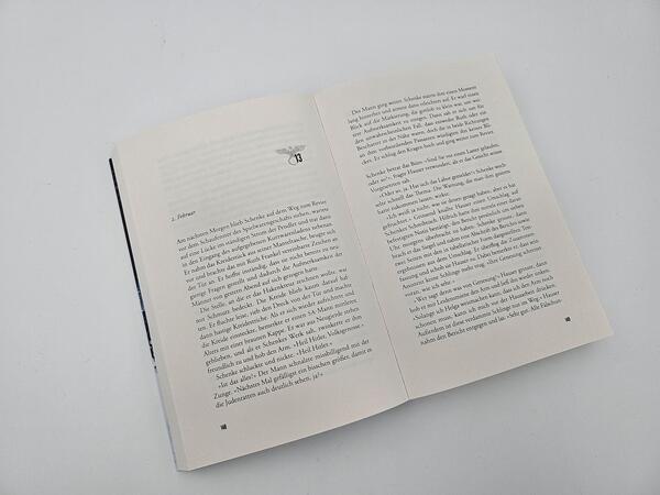 Innenansicht des Buches „Nachtkommando “