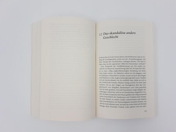 Innenansicht des Buches „Simone de Beauvoir“