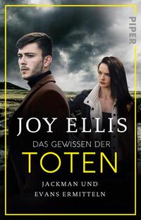 Das Buchcover zeigt einen dramatischen, nebelverhangenen Landschaftshintergrund. Im Vordergrund stehen zwei Protagonisten: ein junger Mann mit dunklem Haarschnitt und ernstem Blick, links, und eine Frau mit langen, dunklen Haaren und einem nachdenklichen Ausdruck, rechts. Die Farbpalette umfasst gedeckte Grautöne, verstärkt durch gelbliche Akzente in der Schrift. Der Titel „Das Gewissen der Toten“ in großer, gelber Schrift ist prominent platziert, während der Autor „Joy Ellis“ oben in Weiß vermerkt ist. Am unteren Rand des Covers steht „Jackman und Evans ermitteln“.