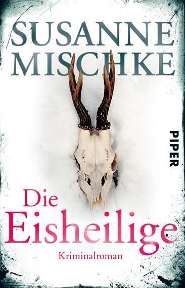Das Buchcover zeigt einen weißen Hintergrund, auf dem ein Tierkopf mit aufrecht stehenden Geweihen platziert ist. Der Kopf ist in der Mitte des Covers positioniert und wirkt eindringlich. Der Titel „Die Eisheilige“ ist in einer markanten pinken Schrift in der unteren Hälfte des Covers platziert. Der Autorname „Susanne Mischke“ ist in blauer Schrift oben zu sehen. Der Verlagshinweis „PIPER“ ist in einer schmalen schwarzen Schrift am rechten Rand positioniert. Die Gesamtatmosphäre des Covers vermittelt eine geheimnisvolle und spannende Kriminalgeschichte.