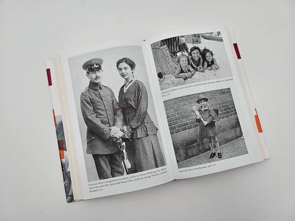 Innenansicht des Buches „Die Frauen der Familie Feuchtwanger“