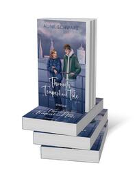 Bücherstapel des Buches „Through Tempest and Tide“