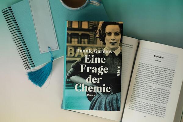 Innenansicht des Buches „Eine Frage der Chemie“