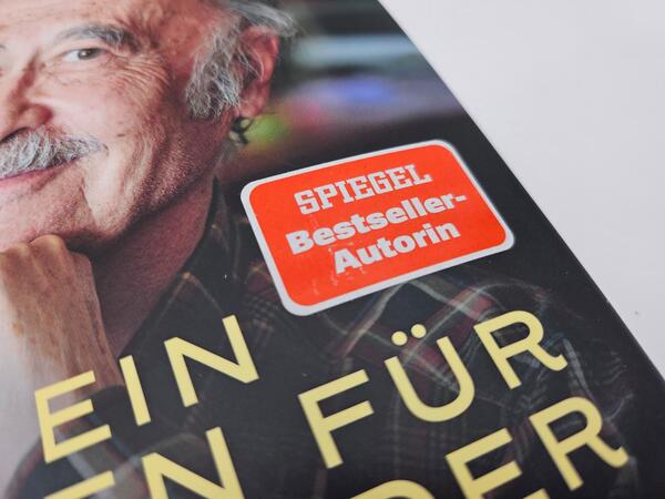 Innenansicht des Buches „Remo Largo – Ein Leben für die Kinder“