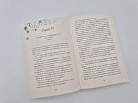 Außenansicht des Buches „Weihnachtszauber in der kleinen Büchervilla“