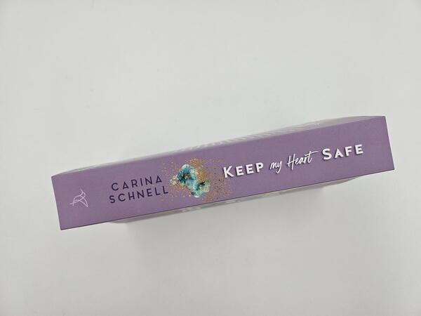 Außenansicht des Buches „Keep My Heart Safe“