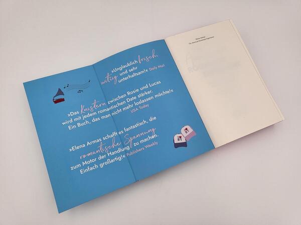 Innenansicht des Buches „The American Roommate Experiment – Die große Liebe findet Platz in der kleinsten Wohnung“