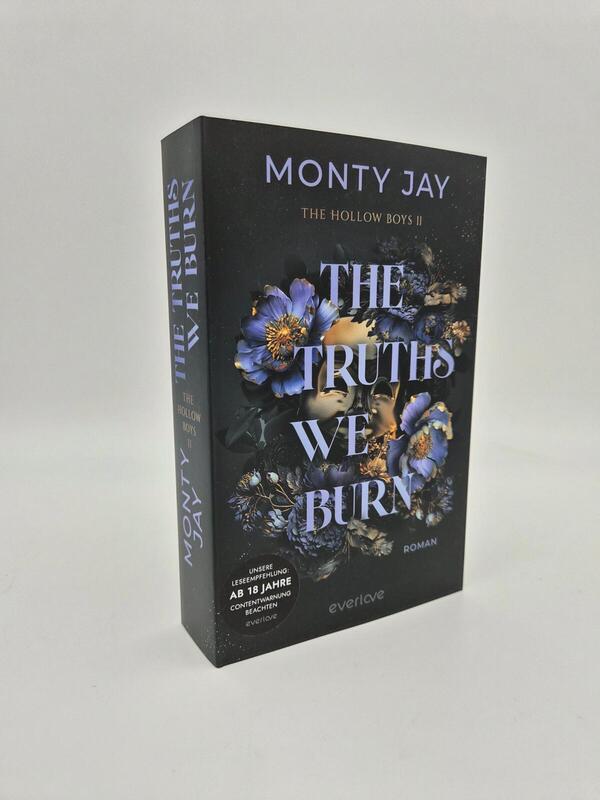 Außenansicht des Buches „The Truths we burn“