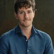 Robbie  Arnott