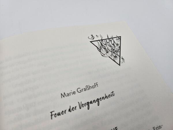 Innenansicht des Buches „Elements of Love“