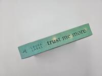 Außenansicht des Buches „Trust Me More“