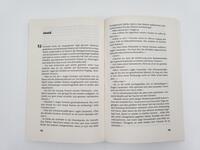 Innenansicht des Buches „Omni“