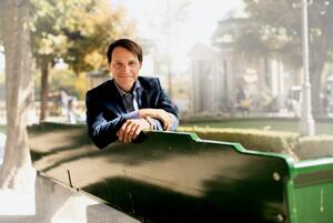 Rolf Dobelli