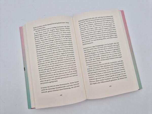 Außenansicht des Buches „Wir alle“