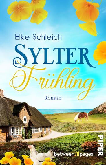 Das Buchcover zeigt eine idyllische Landschaft mit einem reetgedeckten Haus im Vordergrund. Im Hintergrund erstreckt sich eine Küstenlinie und das blaue Meer. Der Himmel ist klar und strahlt in sanften Blautönen. Gelbe Stiefmütterchen und weiche Wolken ergänzen das Bild. Der Titel „SYLTER Frühling“ ist in großen, geschwungenen Buchstaben in Blau und Gold gehalten, während der Autorenname „Elke Schleich“ darüber in schlichter Schrift erscheint. Am unteren Rand steht das Wort „Roman“.