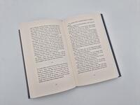 Außenansicht des Buches „Regentropfen fallen langsam“