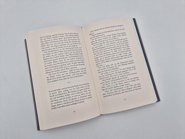 Außenansicht des Buches „Regentropfen fallen langsam“