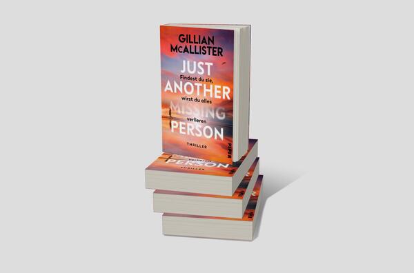 Bücherstapel des Buches „Just Another Missing Person – Findest du sie, wirst du alles verlieren“