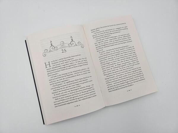 Innenansicht des Buches „Geister der Vergangenheit“