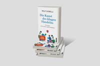 Bücherstapel des Buches „Die Kunst des klugen Handelns“