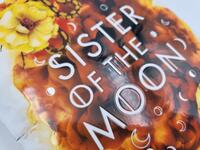 Innenansicht des Buches „Sister of the Moon“