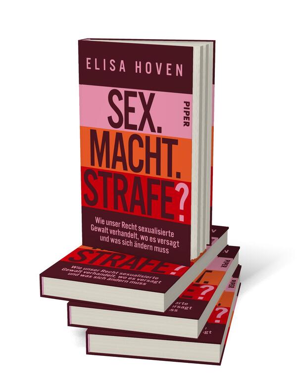 Bücherstapel des Buches „Sex. Macht. Strafe?“