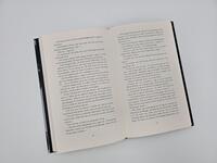 Außenansicht des Buches „Erde“