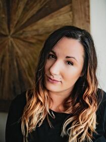 Jennifer L. Armentrout
