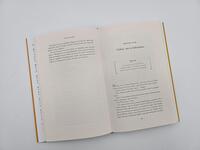 Außenansicht des Buches „TRUST“