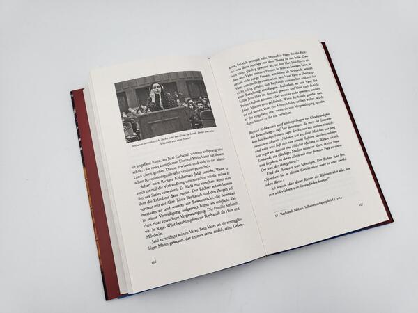 Innenansicht des Buches „Wie man ein Schmetterling wird“