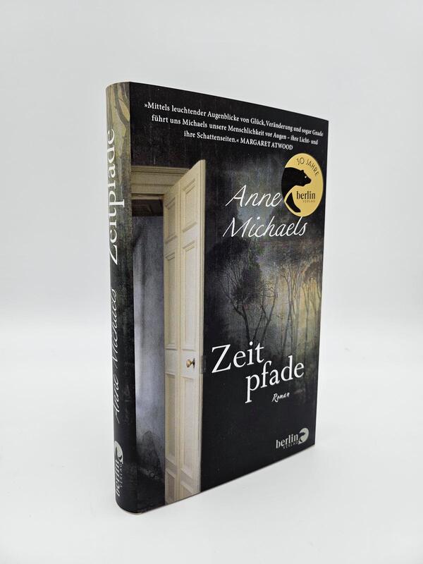 Außenansicht des Buches „Zeitpfade“
