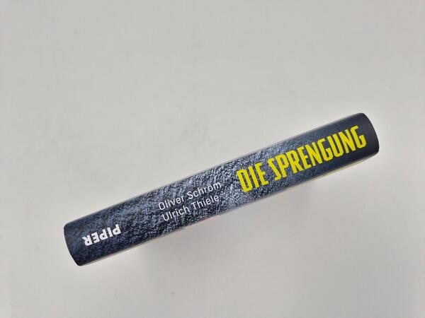 Außenansicht des Buches „Die Sprengung“