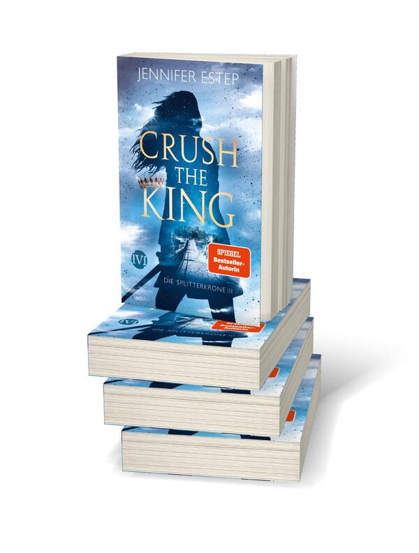 Bücherstapel des Buches „Crush the King“