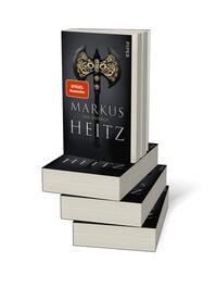 Bücherstapel des Buches „Die Zwerge“