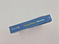 Außenansicht des Buches „Überlebt“