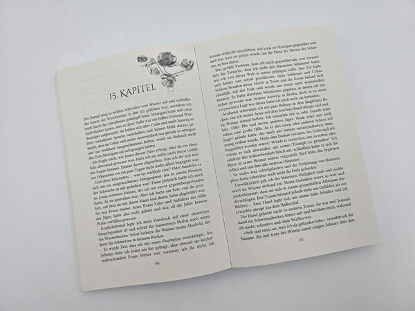 Außenansicht des Buches „Eine Krone aus Herz und Asche “