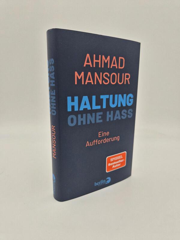 Außenansicht des Buches „Haltung ohne Hass“