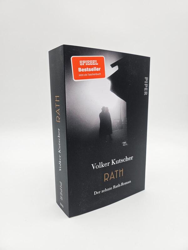 Außenansicht des Buches „Rath“