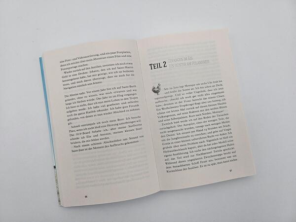 Außenansicht des Buches „Seefahrt mit Huhn“