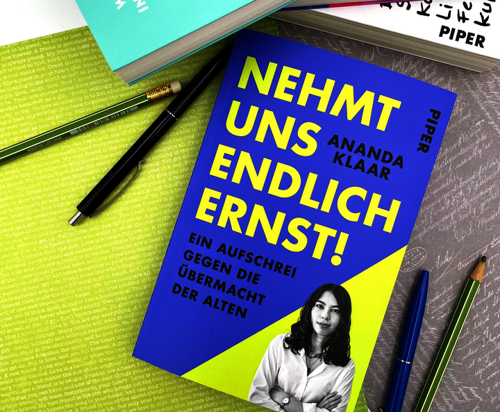 Annada Klaar Nehmt uns endlich ernst: Buch und Stifte