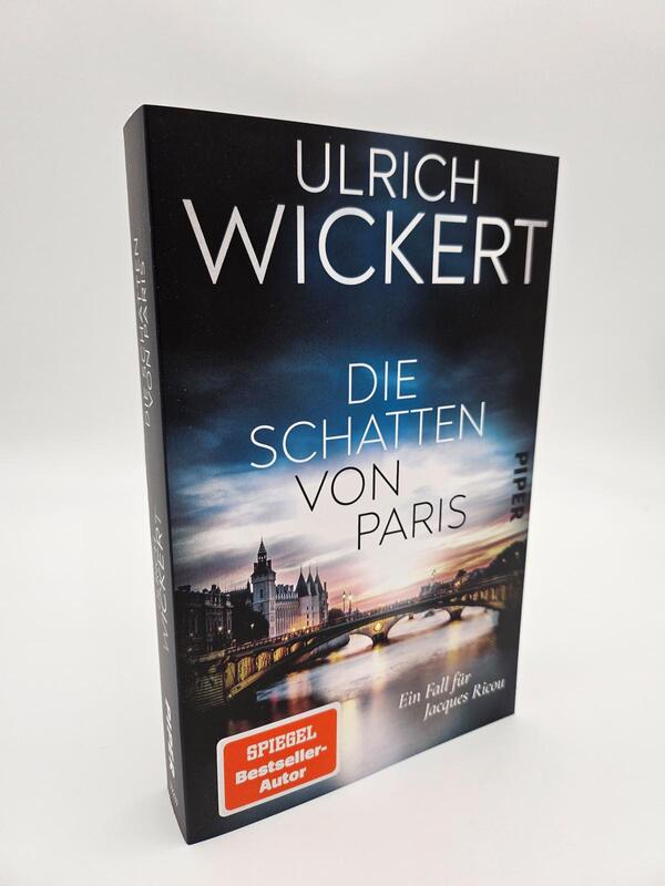 Außenansicht des Buches „Die Schatten von Paris“