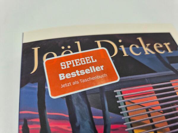 Außenansicht des Buches „Ein ungezähmtes Tier“