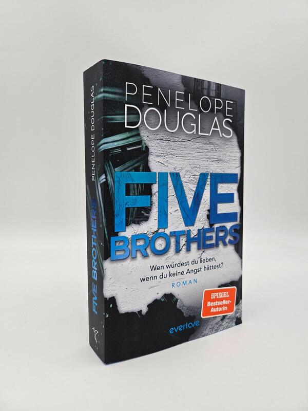 Außenansicht des Buches „Five Brothers – Wen würdest du lieben, wenn du keine Angst hättest?“