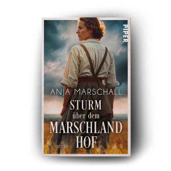 Außenansicht des Buches „Sturm über dem Marschlandhof“